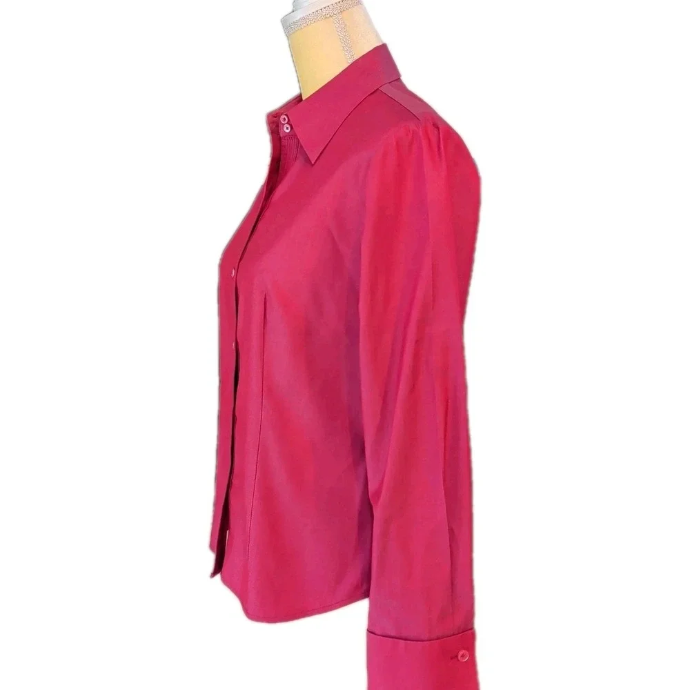 Ann Taylor Women's Button Up Fitted Blouse Fushcia Size‎ M Long Sleeve
